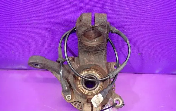 Ford Fiesta Front wheel hub spindle knuckle