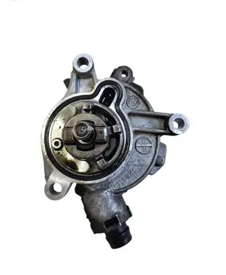 Volvo V40 Vacuum pump 31375107