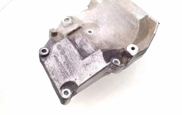 Volkswagen PASSAT B5.5 A/C compressor mount bracket 038260885C