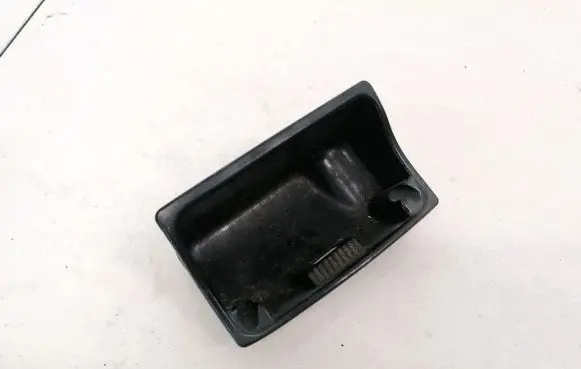 Volkswagen Polo III 6N 6N2 6NF Car ashtray 6X0864575A