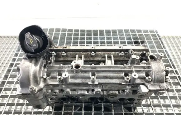 Mercedes-Benz ML W166 Engine head A6420103607