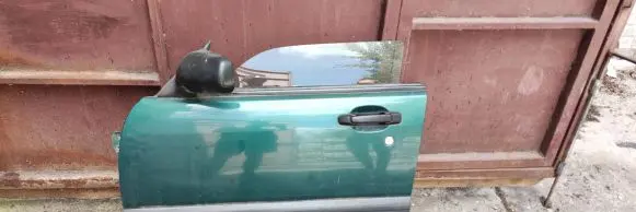 Subaru Forester SF Front door