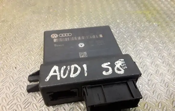 Audi A8 S8 D3 4E Gateway control module 4L0907468