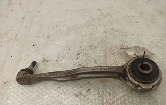 Mercedes-Benz C W203 Front lower control arm/wishbone