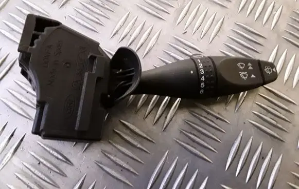 Ford Mondeo Mk III Wiper control stalk 1S7T17A553DC