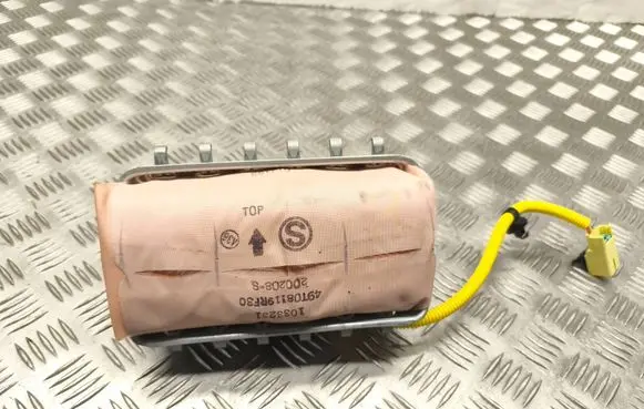 Subaru Legacy Passenger airbag 1033231 E1262 A8301S