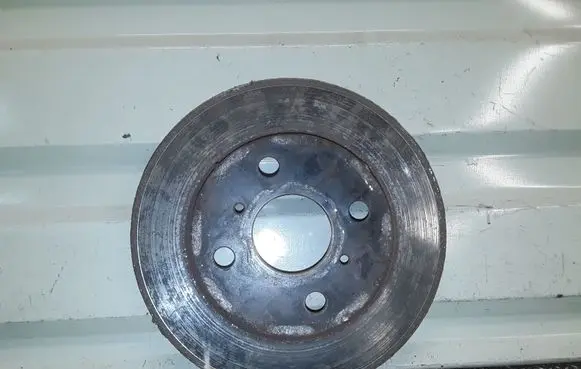 Toyota Yaris Front brake disc