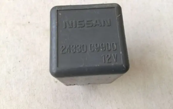 Nissan X-Trail T30 Other relay 24330C9900
