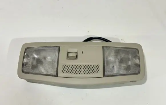 Mitsubishi Outlander Front seat light 8401A009ZZ