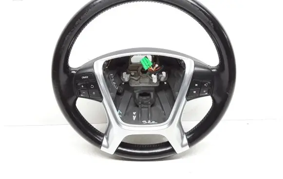 Volvo V70 Steering wheel P31271093