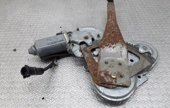 Ford Explorer Rear door window regulator with motor