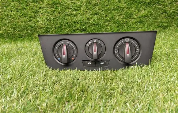 Seat Ibiza IV (6J,6P) Climate control unit 6J0820045A 6Q0819445
