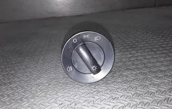 Volkswagen Polo Light switch 6Q0941531B