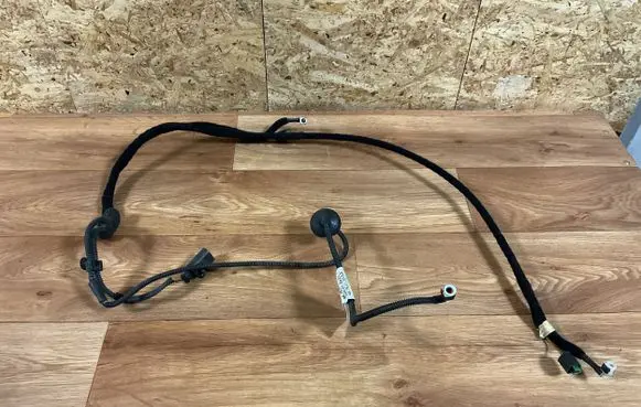 Volkswagen Touareg II Windshield washer fluid hose 7P6971204C 7P6204C110320