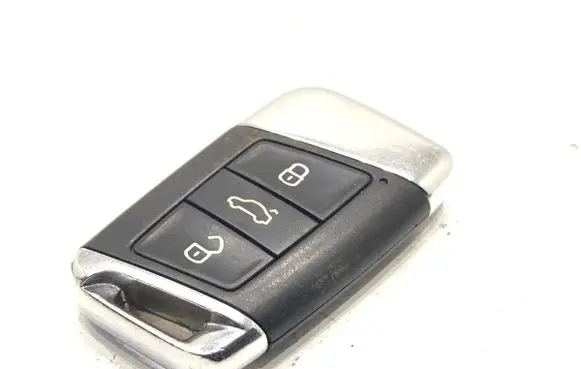 Volkswagen PASSAT B8 Ignition key/card
