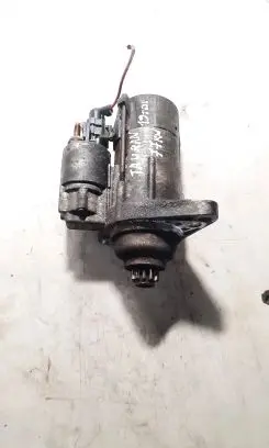 Volkswagen Touran I Starter motor AG02Z911023H