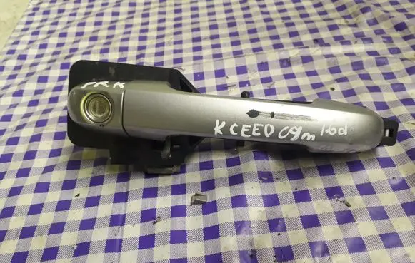 KIA Ceed Front door exterior handle
