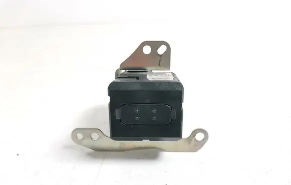 Toyota Corolla Verso AR10 Ignition lock 89610-0F020