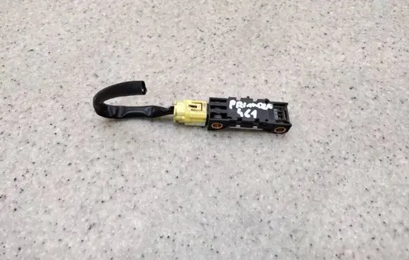 Nissan Primera Airbag deployment crash/impact sensor 0285003019