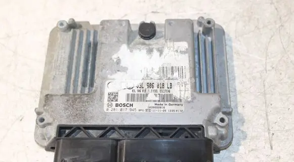 Audi A6 C7 Engine control unit/module 03L906018LB 0281017945