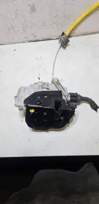 Audi A4 S4 B7 8E 8H Rear door lock 8E0839015AA