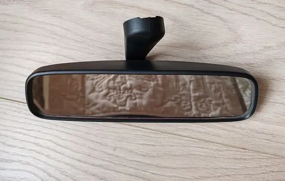Subaru Legacy Rear view mirror (interior)