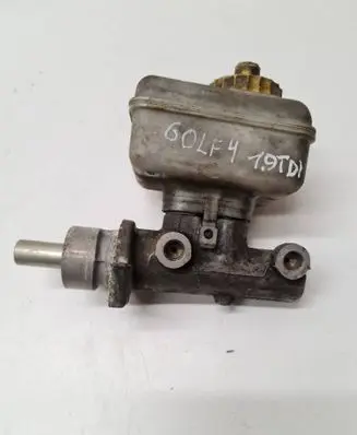 Volkswagen Golf IV Master brake cylinder 21027099