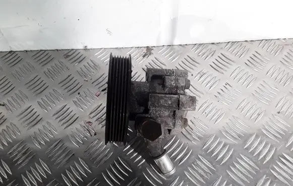 Opel Insignia A Power steering pump 41LD3000153