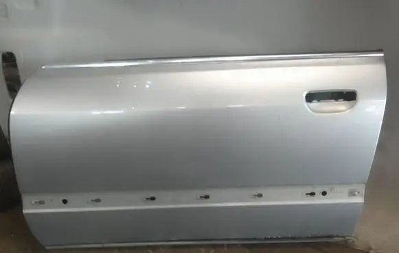 Audi A8 S8 D2 4D Front door