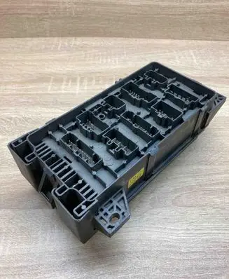 KIA Carnival Fuse module 0K53H66760