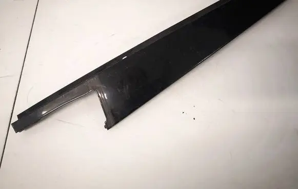BMW 5 GT F07 Rear door glass trim molding 7209716