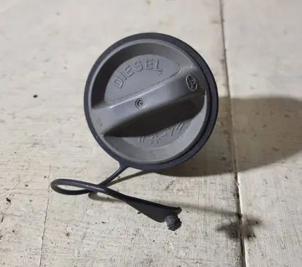Toyota Corolla E120 E130 Fuel tank cap