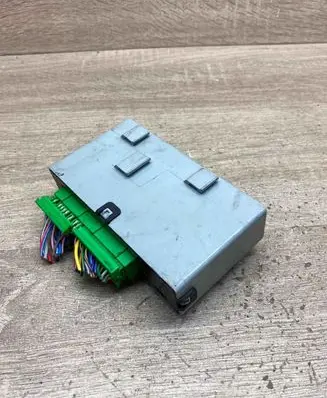 Volvo S40, V40 Alarm control unit/module 30889926 MB2323008461