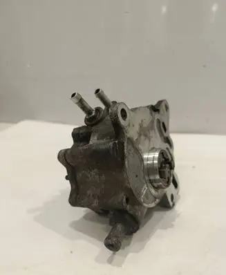 Audi A3 S3 A3 Sportback 8P Vacuum pump 03G145209C 280906