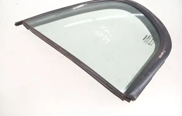 Nissan Primera Rear vent window glass AS2