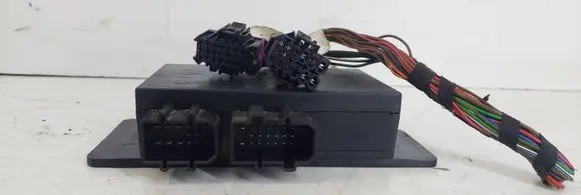 Volkswagen PASSAT B5 Comfort/convenience module 73190400