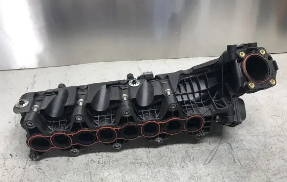 Opel Insignia A Intake manifold 55491717 55578249