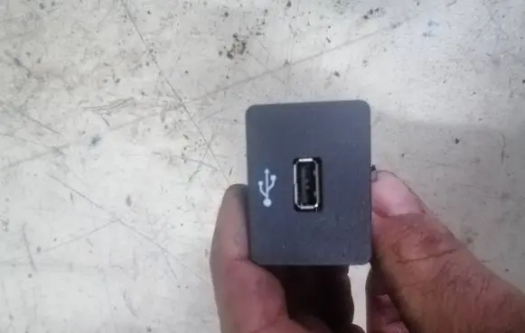 Ford Transit VII USB socket connector HS7T14G332AB
