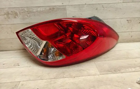 Hyundai i20 (PB PBT) Rear/tail lights 924024P500
