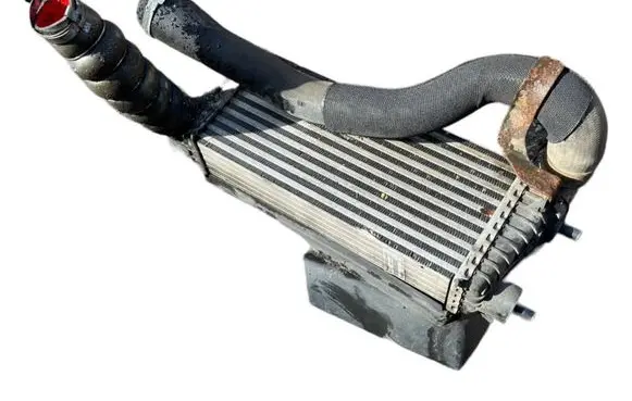Ford Focus Intercooler radiator BV619L440CG Y2488006 FCC7A