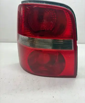 Volkswagen Touran I Rear/tail lights 1T0945095G 132408 1T0945111A