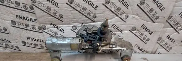 Volvo S40, V40 Rear window wiper motor 0390201529