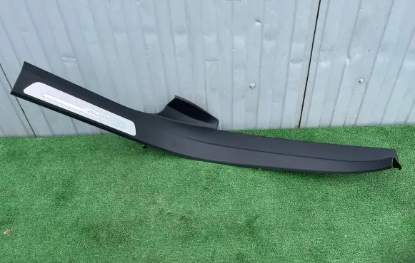 Audi A8 S8 D4 4H Rear sill trim cover 4H4864607P 152023624