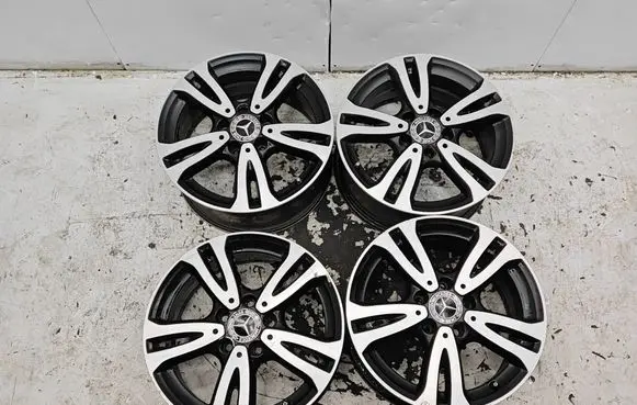 Mercedes-Benz A W176 R16 alloy rim A2464010000