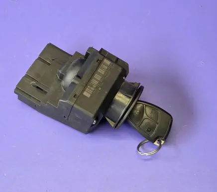 Mercedes-Benz Sprinter W906 Ignition lock A9065454008 33003009 ZGS001