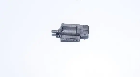 BMW 5 E39 Turbo solenoid valve 1742712