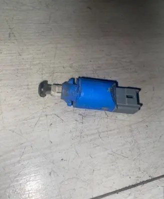 Clutch pedal sensor