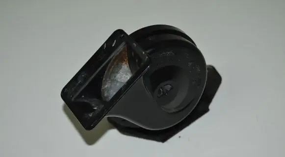 Audi A6 Allroad C5 Horn signal 4Z7951107 0092018