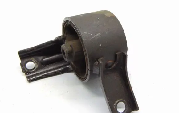 Peugeot 4007 Engine mount vacuum valve 