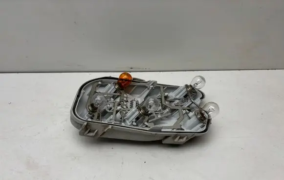 Audi A6 S6 C6 4F Tail light bulb cover holder 436072R 436262R